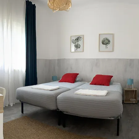 Surfer's Den 에리세이라