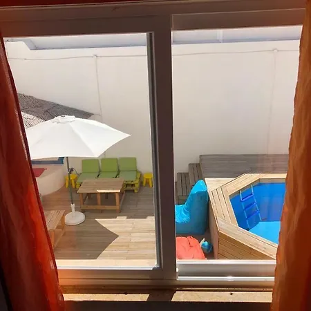 호스텔 Surfer's Den