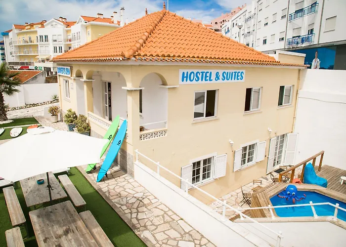 Surfer's Den * Ericeira