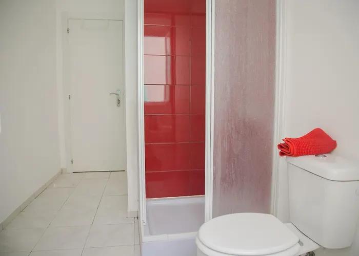 Hostel Surfer's Den Ericeira