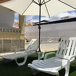 Surfer's Den Auberge de jeunesse Ericeira