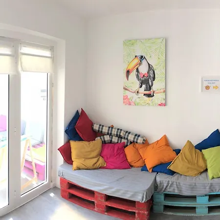 Surfer's Den Hostel