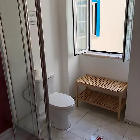 Hostal Surfer's Den Ericeira