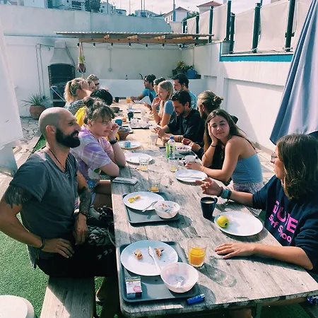 Surfer's Den Ericeira