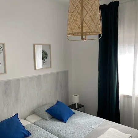 Surfer's Den Ericeira