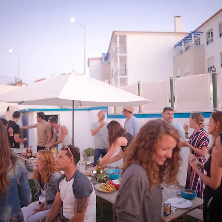 Hostel Surfer's Den Ericeira