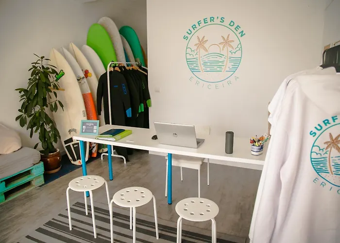 Surfer's Den بيت شباب إيريسييرا
