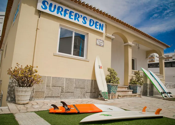 Surfer's Den بيت شباب إيريسييرا